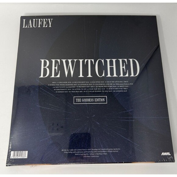 Laufey Bewitched The Goddess Edition Navy 2LP Double Vinyl SIGNED AUTO Art Card - Picture 2 of 8